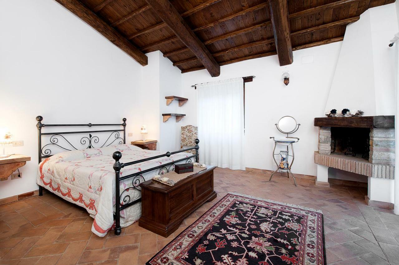 Bed and Breakfast Casale Le Orme Todi Exterior foto