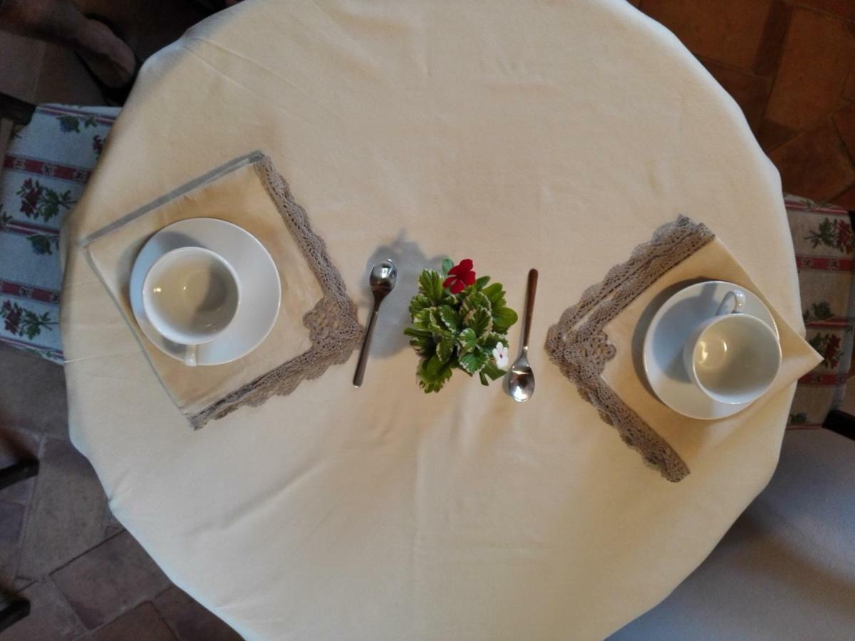 Bed and Breakfast Casale Le Orme Todi Exterior foto
